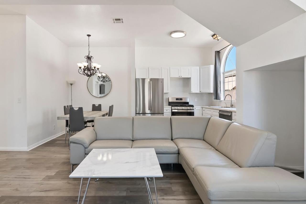 Spacious Private Gated Modern Loft Close To Universal Studio And Hollywood Лос-Анджелес Экстерьер фото